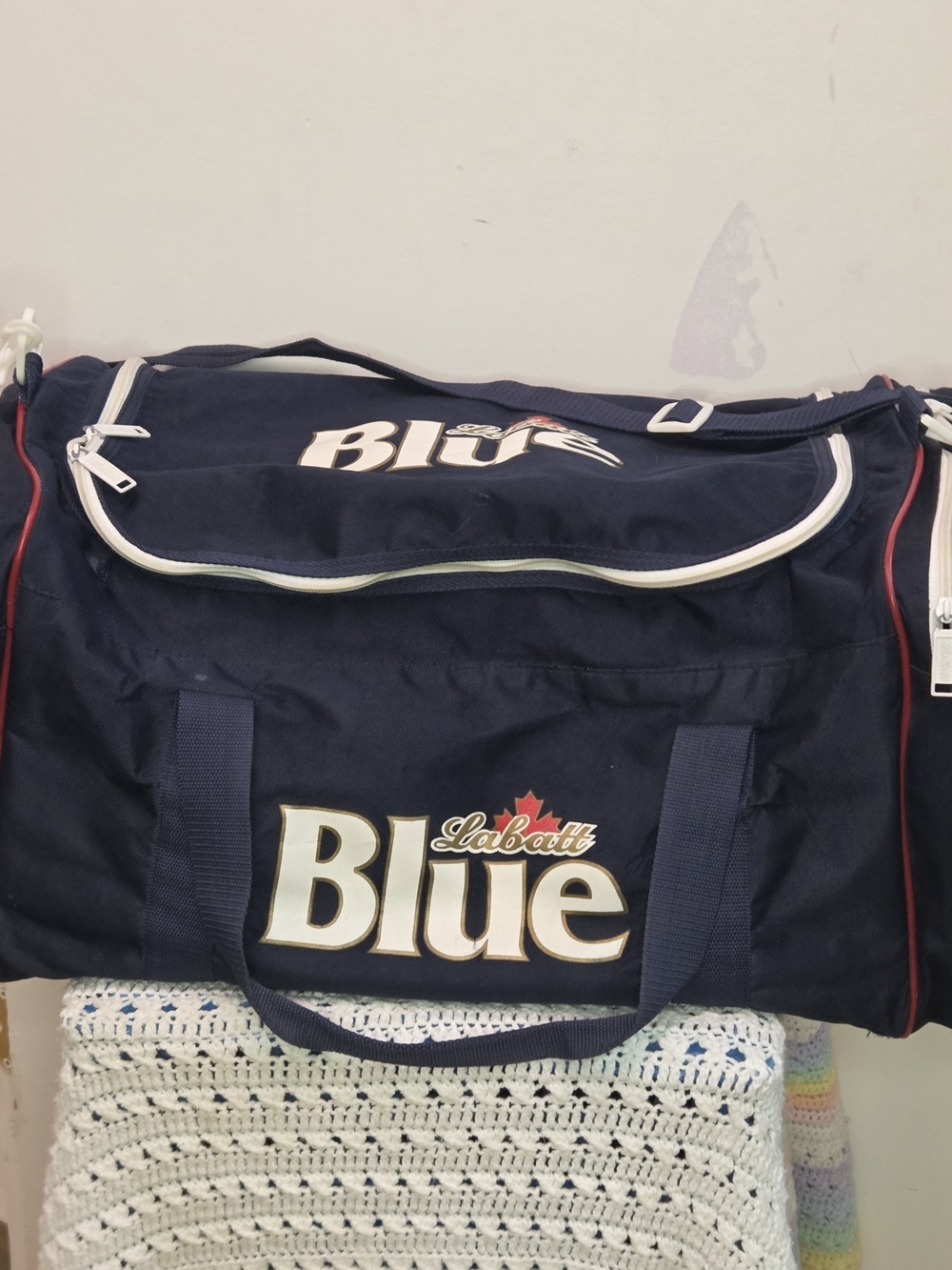 Vintage 90s Labatt Blue Beer Nylon Duffel Bag
